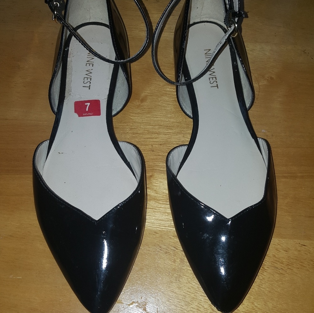 Flat Shoes